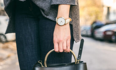 Montre de luxe pour femme un accessoire tendance et élégant